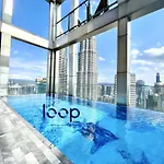 Tropicana The Residences By Loop Suites